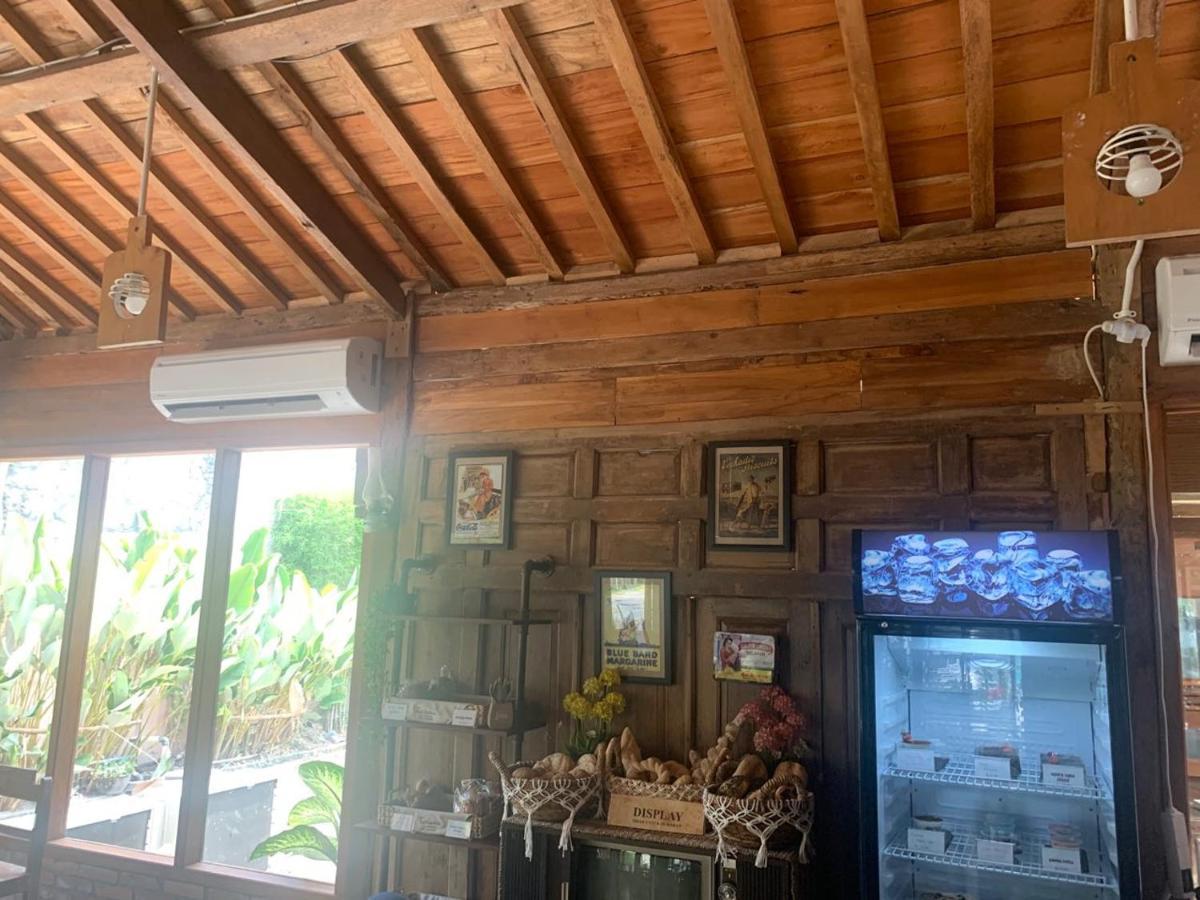 Kampung Lawasan Heritage Cottage Maguwo Exteriör bild